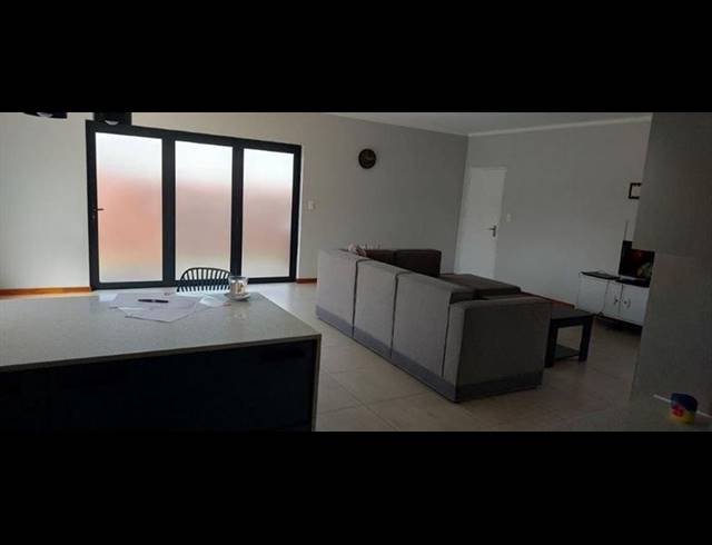 4 BEDROOM HOUSE FOR SALE IN PARKHAVEN